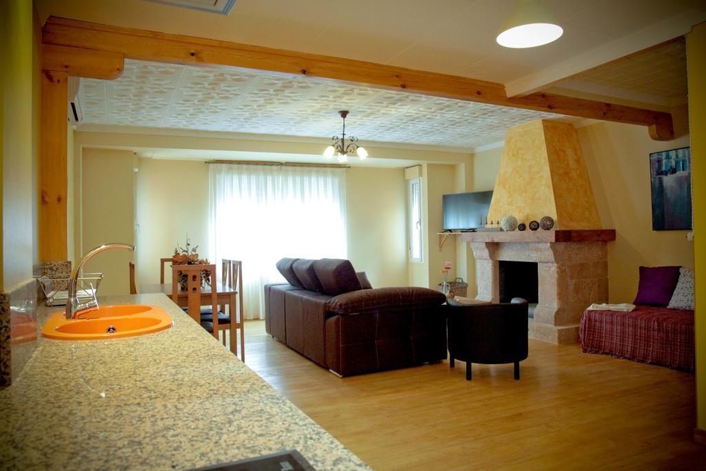 Casa La Remolina Guest House กาซาส อิวาเญส ห้อง รูปภาพ